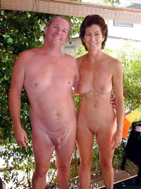 Random Nudist Couples ZB Porn