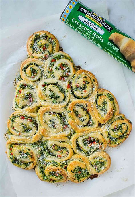 Brush the tops of the dough with half of the olive oil and sprinkle with 1 1/2 teaspoons of the italian seasoning. Top 21 Pizza Dough Spinach Dip Christmas Tree - Best Diet and Healthy Recipes Ever | Recipes ...