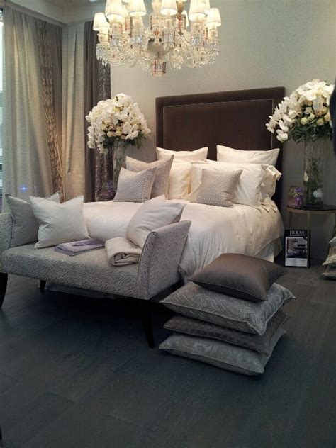 Looking for inspiring grey bedroom ideas? Gray, cream and brown bedroom. I'm actually liking this ...