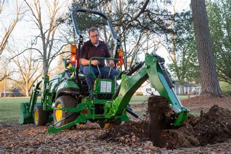 John Deere Introduces Improved Backhoe And Loader For Compact Utility
