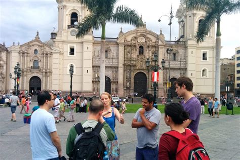 Limas Historic Centre Through Local Eyes Private Walking Tour Of Lima
