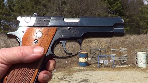 Smith And Wesson Model 39 2 9mm Semi Auto Pistol Youtube