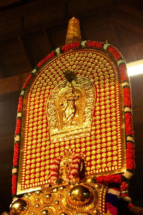 Guruvayur Sri Krishna Temple Guruvayoor Kerala