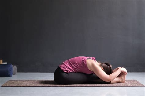 Seated Ahead Bend Pose Paschimottanasana Methods To Do Advantages And Precautions My Cp Life