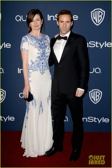Photo Emily Mortimer Anna Chlumsky Hbo Golden Globes Party 2014 09