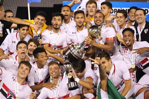 Lucas Spfc On Twitter Rt Saopaulofc H Exatos Anos No Dia O Tricolor