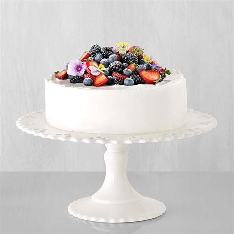 One review of this prized dessert wrote, this chantilly cake from whole foods closely resembles another one from a very famous luxury cake bakery in los angeles. Berry Chantilly Cake Recipe - EatingWell