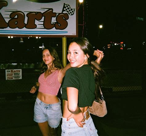 Lily Chee 🐆 Sanoo Instagramissa “we Took Our Cousins To Coney Island” Friend Photoshoot Film