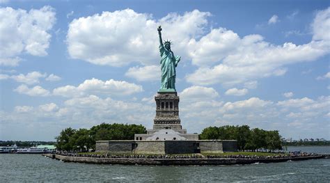 Top 26 Touristy Things To Do In Manhattan Savored Journeys