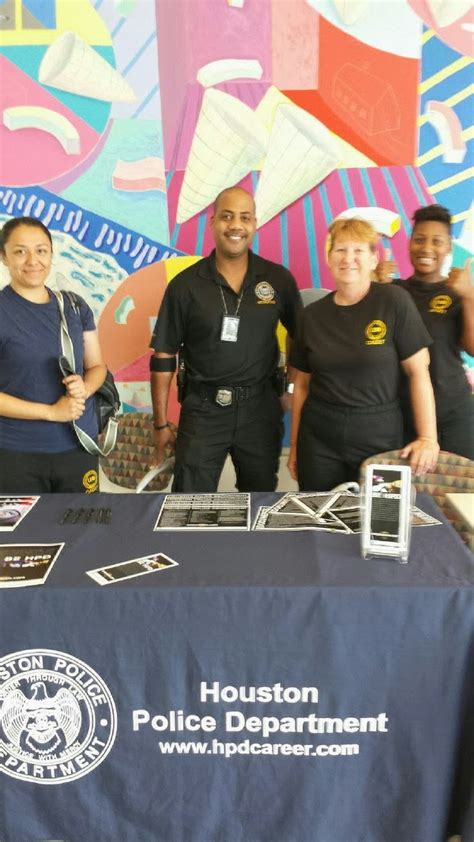 Houston Police Department Officer Clemons At University Of Houston