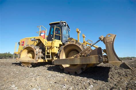 Cat 825h Soil Compactor National Plant And Equipment Flickr