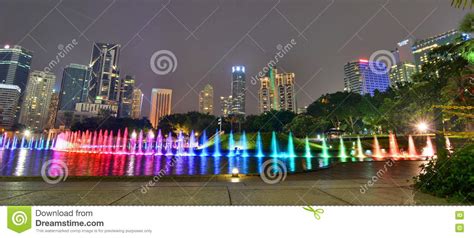 Klcc Lake Symphony Water Fountain Show Kuala Lumpur Malaysia