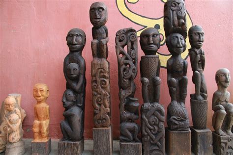 Menyaksikan Dari Dekat Patung Patung Karya Petrus Lengkong Indonesia Kaya