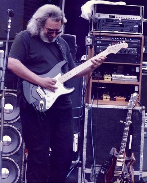 Jerry Garcia And A Stratocaster Midi In 2020 Jerry