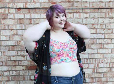 56 Photos Of Plus Size Individuals With Small Boobs Because Fat