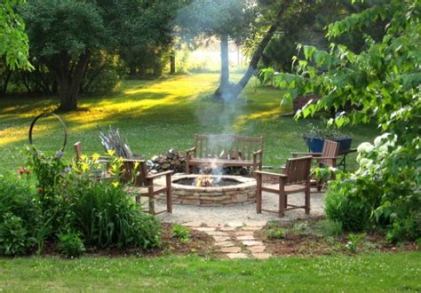 Build a unique outdoor fire pit seating using our spectacular ideas for circular, sunken & built in area designs for patio, garden & backyard. 19 Impressive Outdoor Fire Pit Design Ideas For More ...