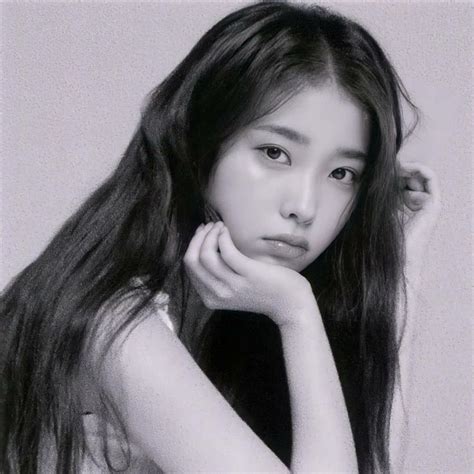 Pin By Suyeong Jang On Iu Wanita Fotografi Gambar