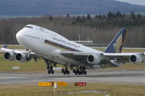 9v Spb Singapore Airlines Boeing 747 400 At Zurich Photo Id 6409