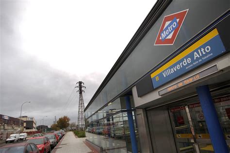 .de madrid es la línea 12 de metro, o metrosur, que discurre por las localidades de alcorcón, móstoles, fuenlabrada, getafe y leganés, vertebrando la corona sur de la comunidad de madrid. La línea 3 de Metro llegará hasta Getafe por El Casar a ...