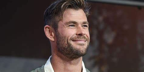 Chris Hemsworth Is Taking A Break From Acting Due To Risk Of Alzheimer
