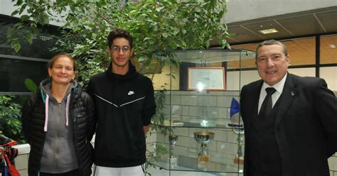Échirolles Ahmed Jaouadi Lycéen Et Multi Médaillé Aux Championnats