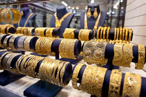 Buy gold jewellery in dubai. Gold Shopping in Dubai - Where to Go? - Travel Tip Centre