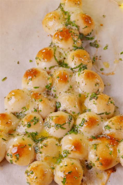 Easy cheesy christmas tree shaped appetizers an alli event 12 12. Delicious Holiday Appetizers | Off Your Plate