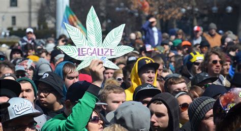 More Than 60 Of Americans Are In Favor Of Legalizing Cannabis New Survey Says