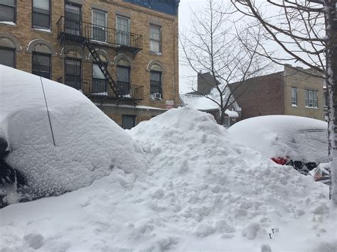 Photos Noreaster Drops Several Inches Of Snow Across New York City