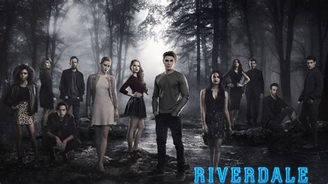 Originally conceived as a feature film adaptation for warner bros. Riverdale: Dreh von Staffel 4 wegen Coronvirus-Vorfall ...