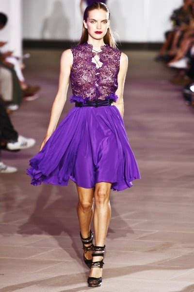 Love The Different Shades Of Purple Fashion Fashion Show Fashion Design