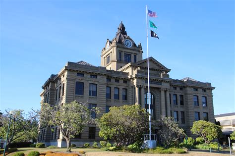 Washington Trust For Historic Preservation — Historic County Courthouse