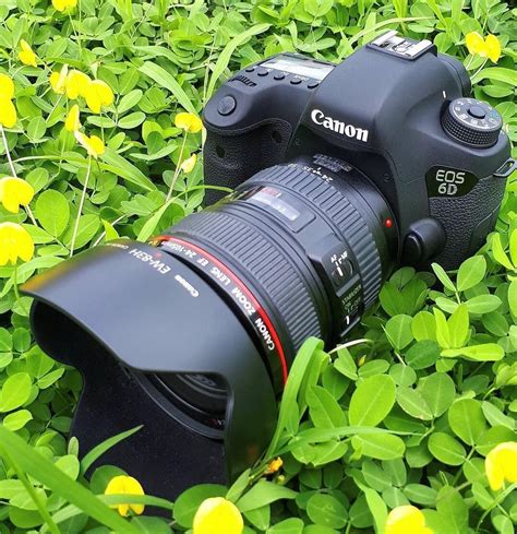 camera design,camera vector,camera aesthetic,vlogging camera #cameracanon | Camera photography 
