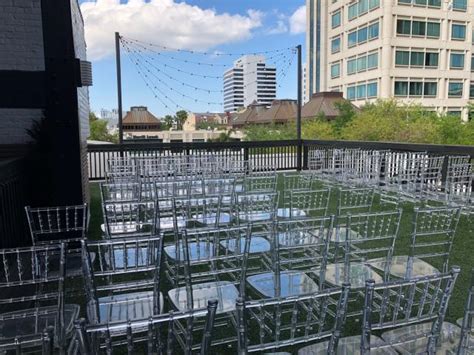 Our crystal clear, ice chiavari chairs get their dramatic look from 100% virgin polycarbonate resin. Clear chiavari chair rentals Tampa FL | Where to rent ...