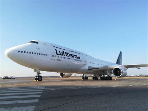 Oficial Producția De Avioane Boeing 747 Se Va Opri în 2022 Video