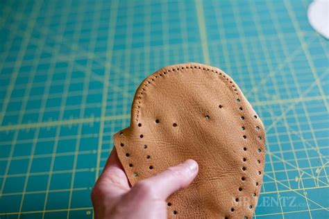 Leather Moccasins Tutorial Part 2 Of 3 Mr Lentz Leather Goods