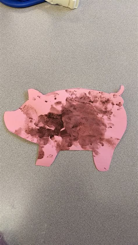 Pig Free Art For Infants On Farm Week Farm Animal Crafts Toddler Art