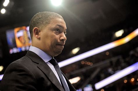 Cavaliers Coach Tyronn Lue Cites Health Issues As He Steps Away From