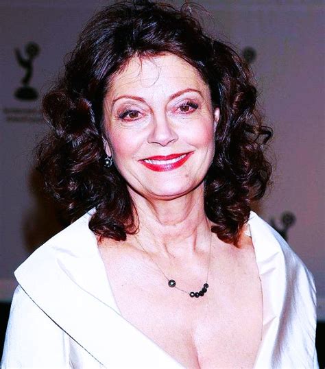 “susan sarandon 76 claps back at critics over appearance with empowering response ” colormag
