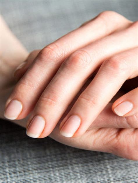 How To Maintain Nail Hygiene