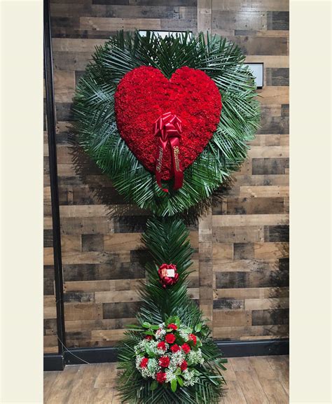 H0550 Red Carnation Heart With Palm Leaf Floral Fantasy Us