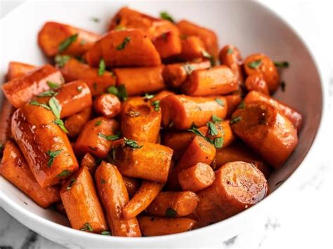 Maple Balsamic Roasted Baby Carrots Make A Perfect Side Dish Sizzlfy