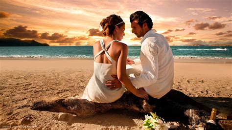 Loving Couple Love Beach Sunset Sea Feelings Hd Widescreen Wallpaper Romantic Backgrounds