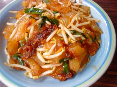 Imagine slender realizing there's more than one of him. Cooking Pleasure: Fried Sago Cake Sago Char