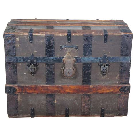 Antique Victorian Dome Top Chest Steamer Trunk Canvas And Oak Metal