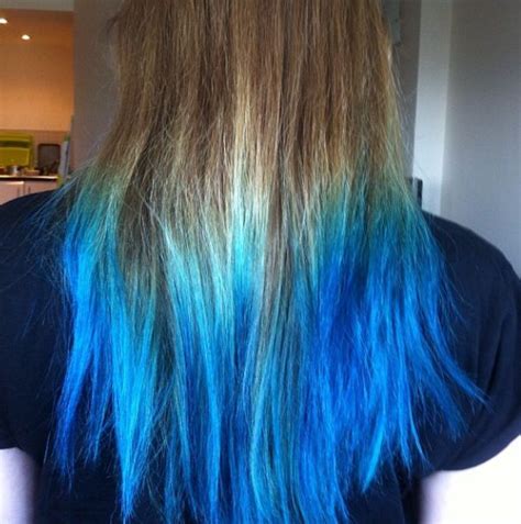Luckily, there are several techniques you can use to temporarily achieve this look. Blue dip dye hair | Colored hair tips, Dip dye hair, Blue ...