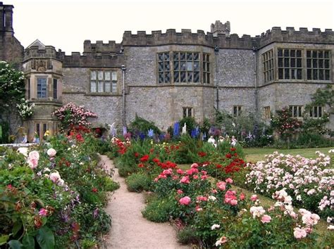 Haddon Halls Gardens ~ Love Sepphoras Haddon Hall Gorgeous Gardens