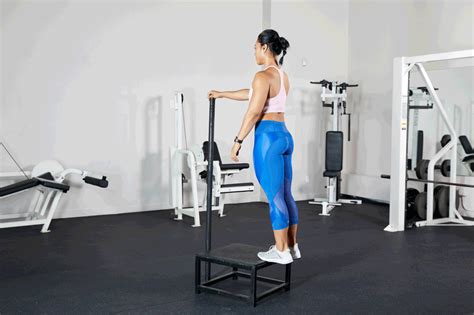 How To Do Standing Calf Raises Techniques Benefits Variations