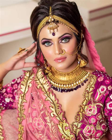 Pin By Abdellah Maliki On Beauté Indienne Beautiful Girl Dance Indian Bridal Makeup