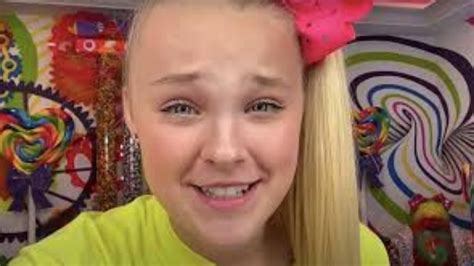 Youtube Star Jojo Siwa Opens Up About Her Sexuality